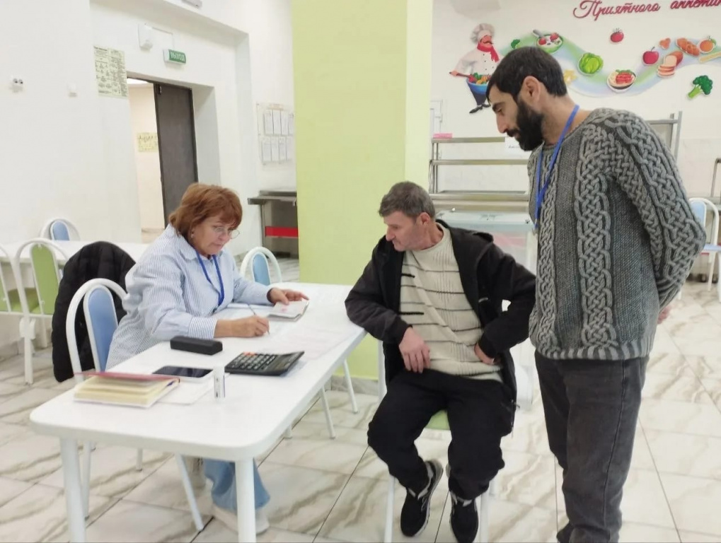 Голосуют избератели