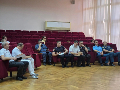 В Туапсинском округе обсудили меры антитеррористической защищенности избирательных участков на выборах в Государственную Думу