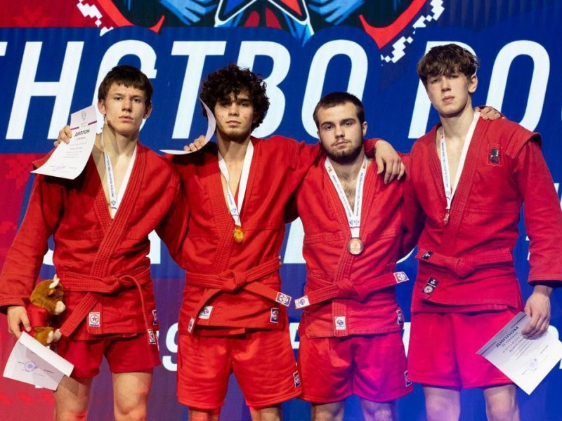 Спортсмен из Туапсинского округа стал призёром первенства России по самбо