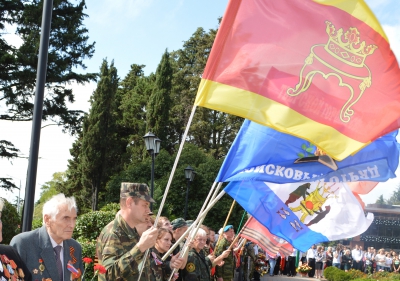 На высоте Рыбная в Туапсинском районе участники первого слета поисковиков городов Воинской славы установили обелиск
