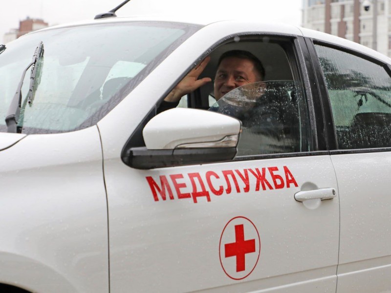 Две туапсинские районные больницы получили новые автомобили 