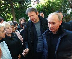 Председатель Правительства России Владимир Путин посетил пострадавший от наводнения Туапсинский район