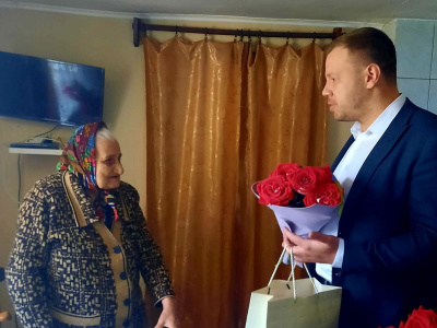 Глава Туапсинского района поздравил с 95-летним юбилеем ветерана Великой Отечественной войны